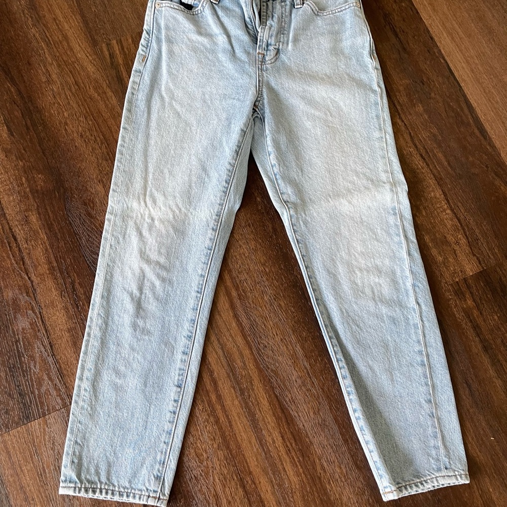 Madewell “The Perfect Vintage Jean” light denim wash